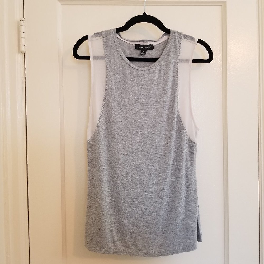 COPY - Ivanka Trump Women's Sleeveless Top size Small